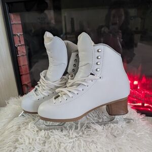 JACKSON White Ice Skating Boots